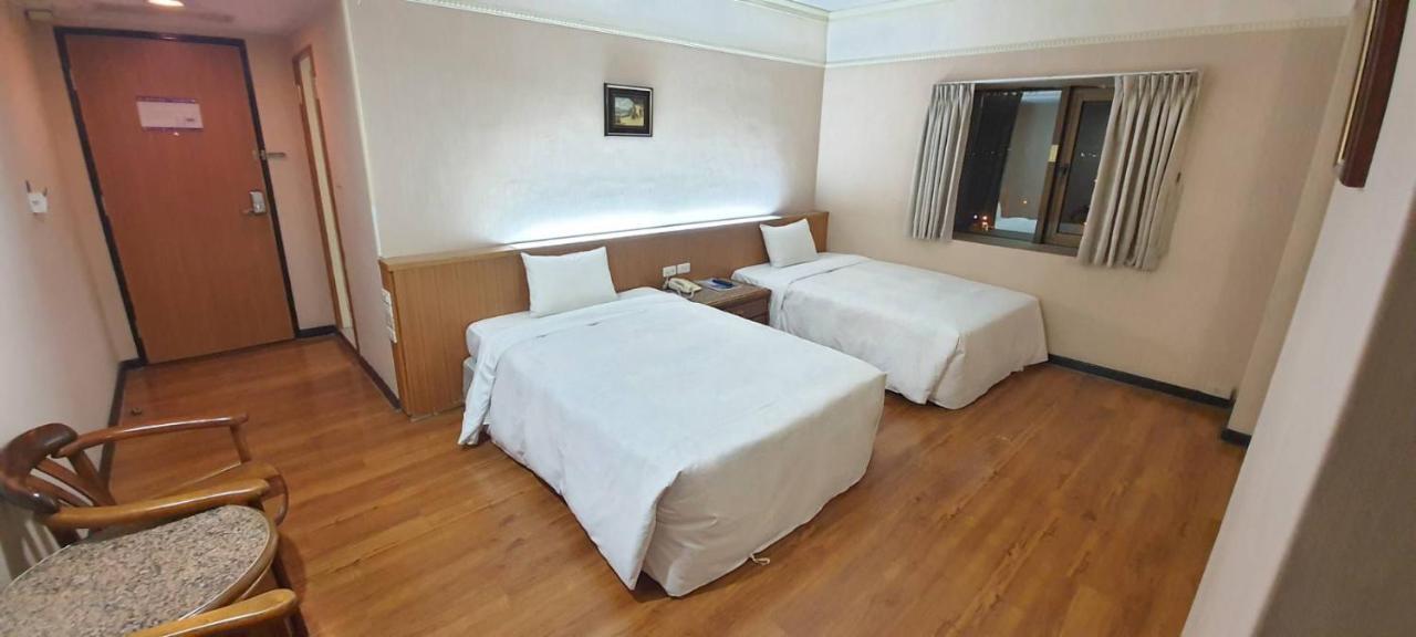 Tapeng Bay Holiday Hotel Donggang Exterior foto